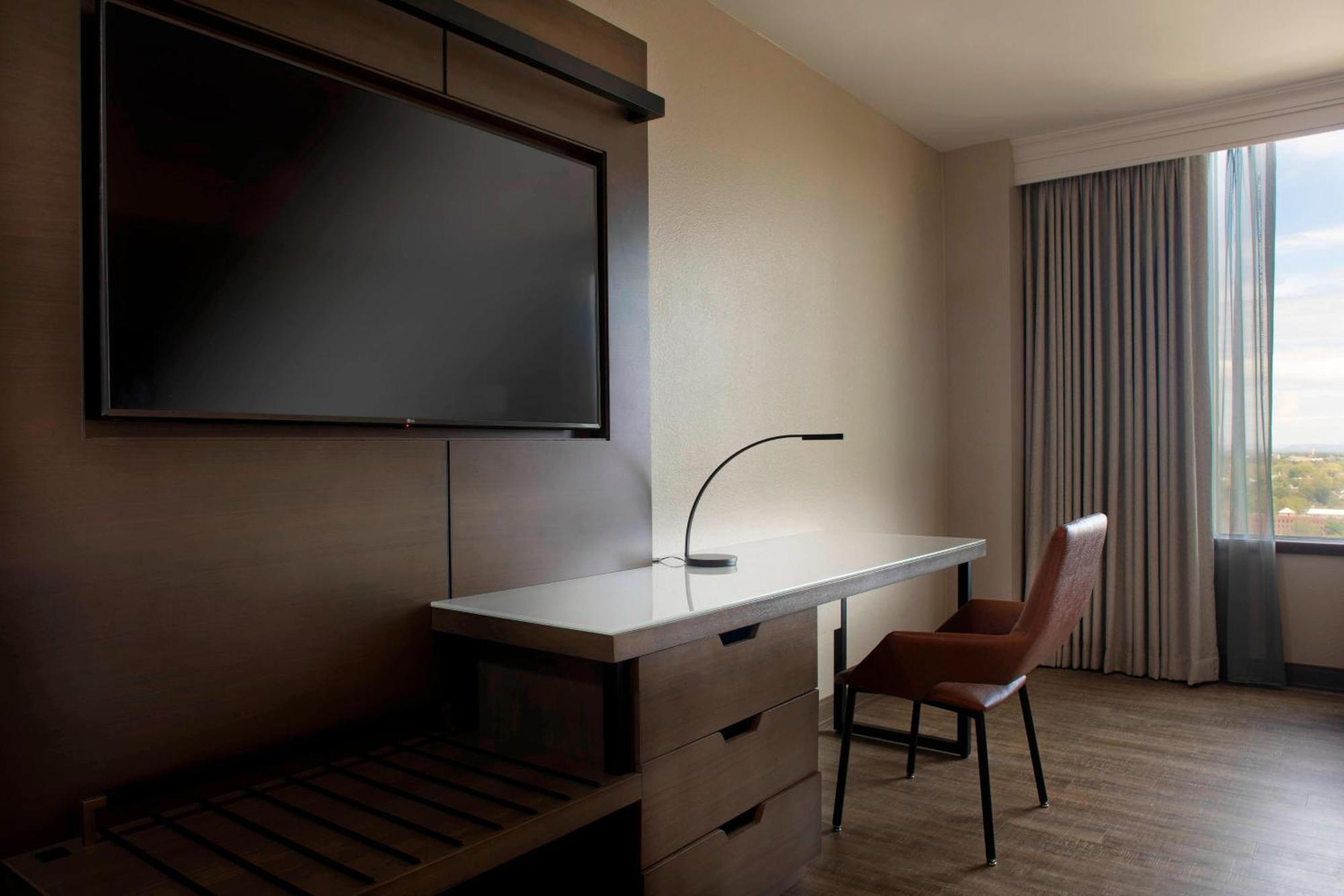 Winston-Salem Marriott Hotel Ngoại thất bức ảnh