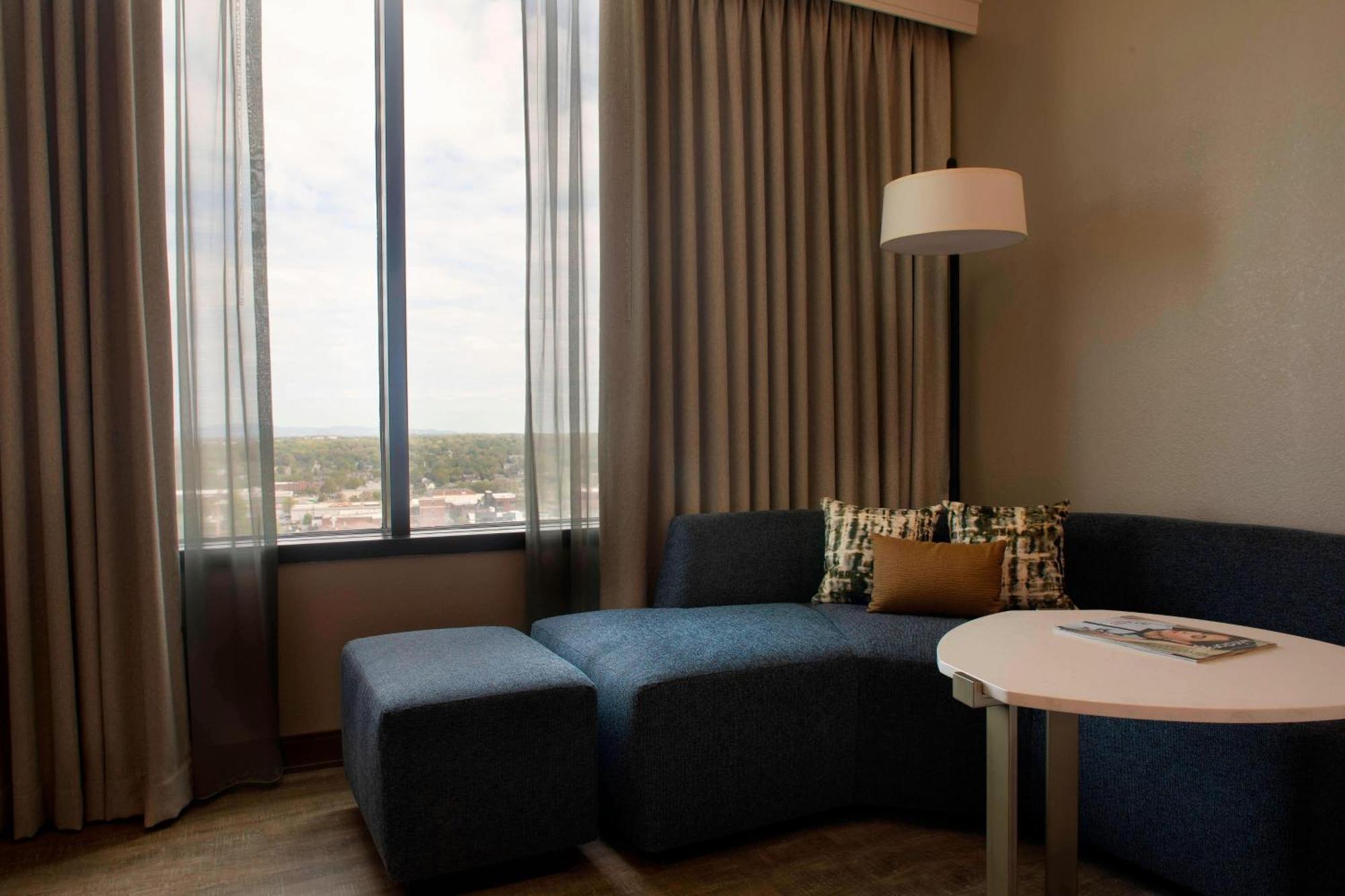 Winston-Salem Marriott Hotel Ngoại thất bức ảnh