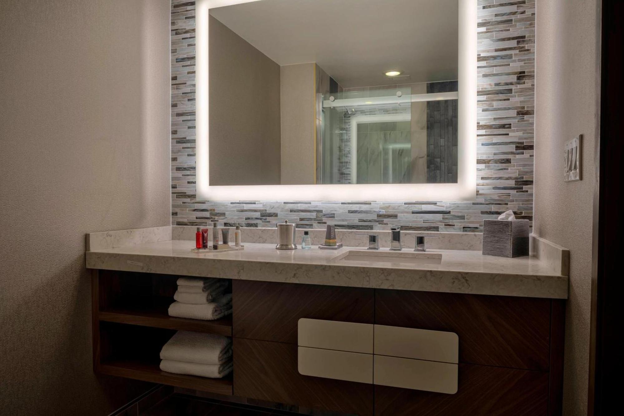 Winston-Salem Marriott Hotel Ngoại thất bức ảnh